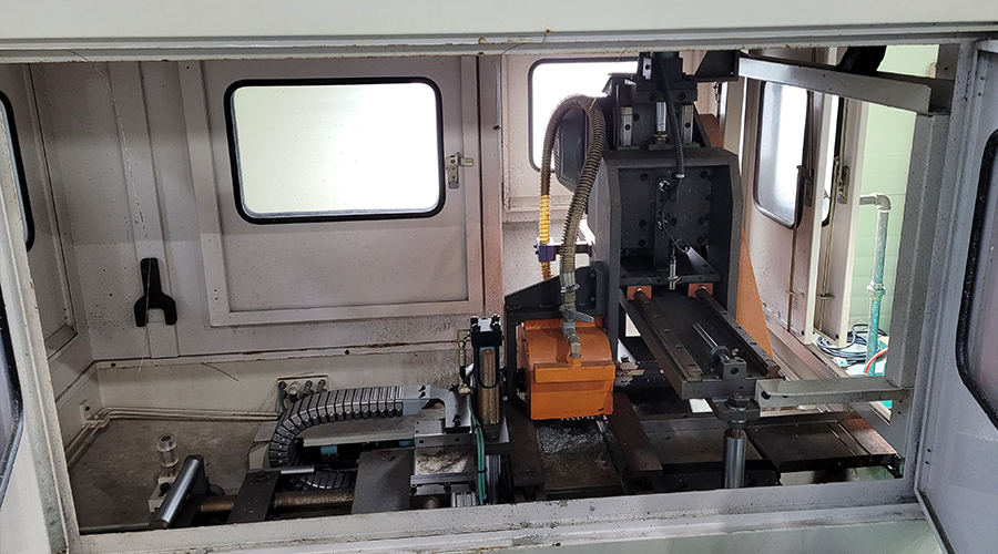 CROSS CUTTING MC